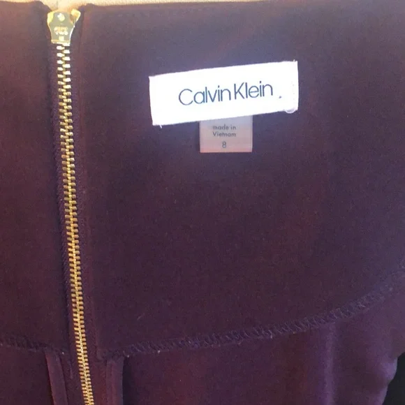 Classic ElegantCalvin Klein Burgundy Fall/Winter Dress - Picture 6 of 12